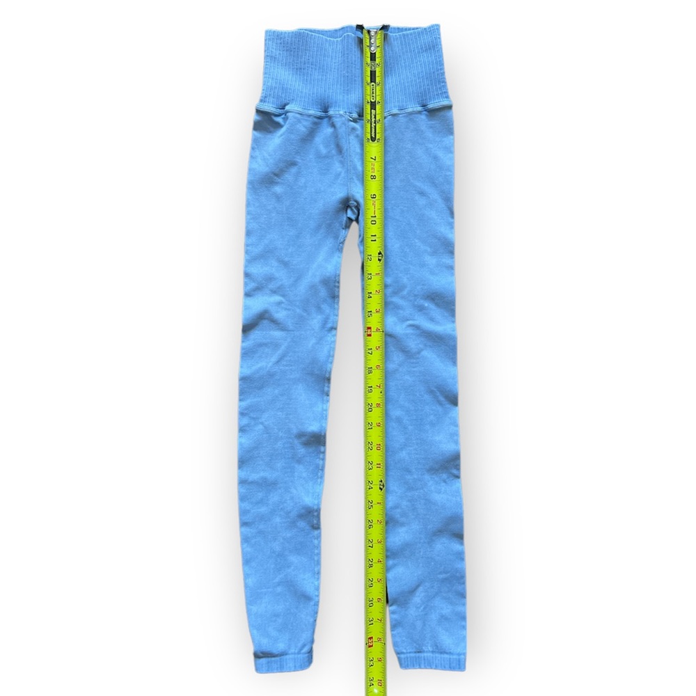 FP Movement Happiness Runs Crop & Good Karma Leggings - Blue & Black XS/S - Picture 5 of 10